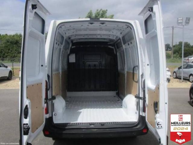 Renault Master image 3