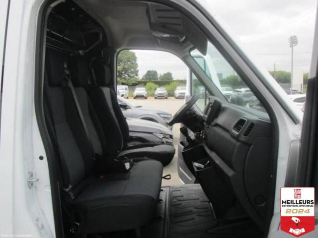 Renault Master image 6