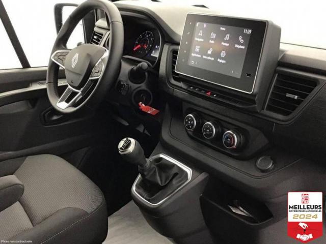 Renault Trafic image 9