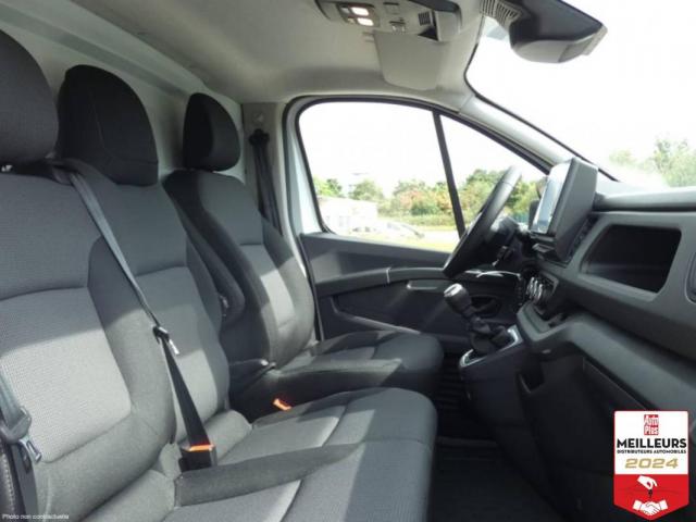Renault Trafic image 3
