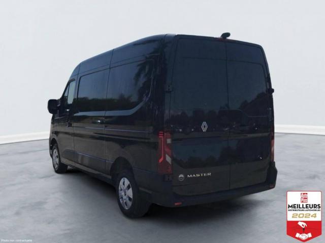 Renault Master image 1