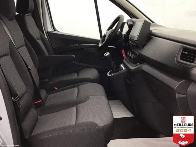 Renault Trafic image 7