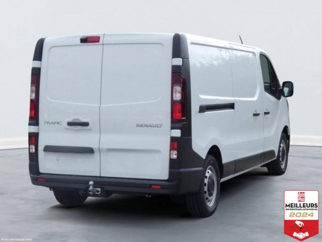 Renault Trafic image 2