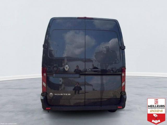 Renault Master image 1