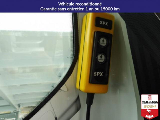 Ford Transit image 7