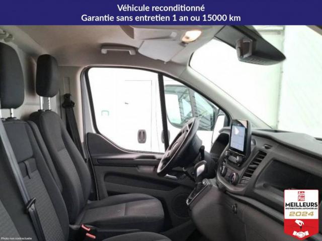 Ford Transit Custom image 2