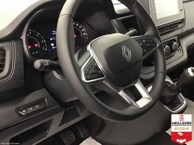 Renault Trafic image 8