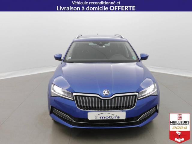 Skoda Superb Combi image 2