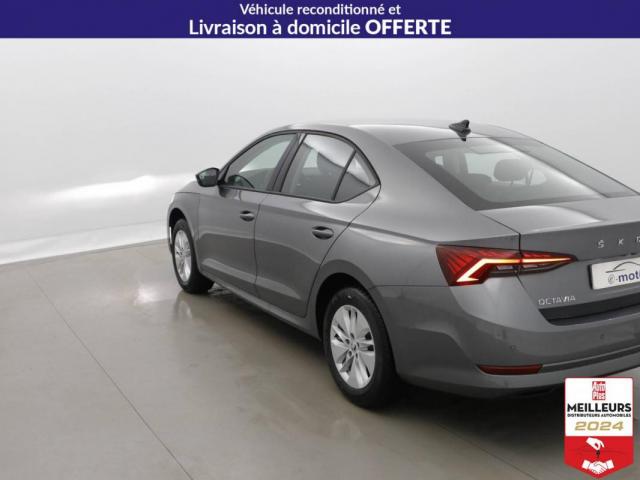 Skoda Octavia image 4
