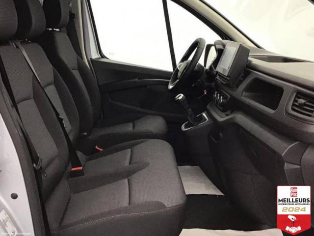 Renault Trafic image 3