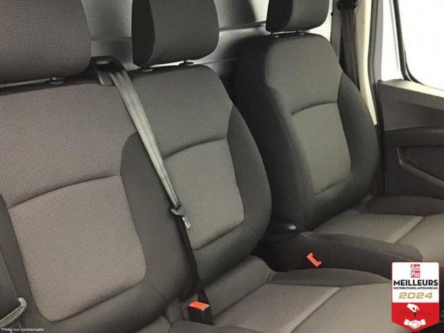 Renault Trafic image 9
