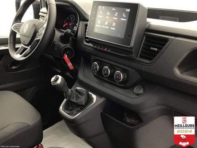 Renault Trafic image 4