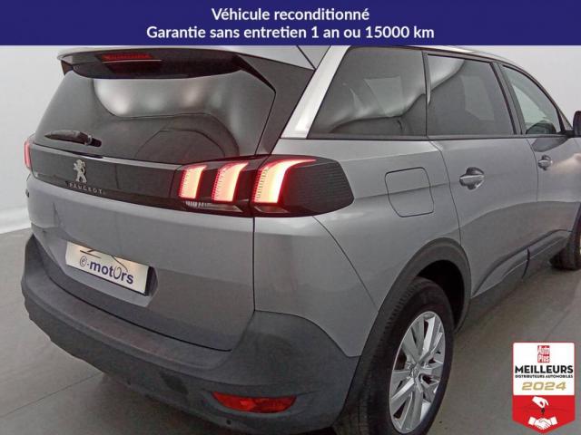 Peugeot 5008 image 1