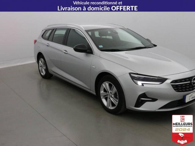 Opel Insignia Sports Tourer image 2