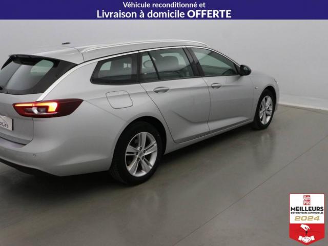 Opel Insignia Sports Tourer image 8