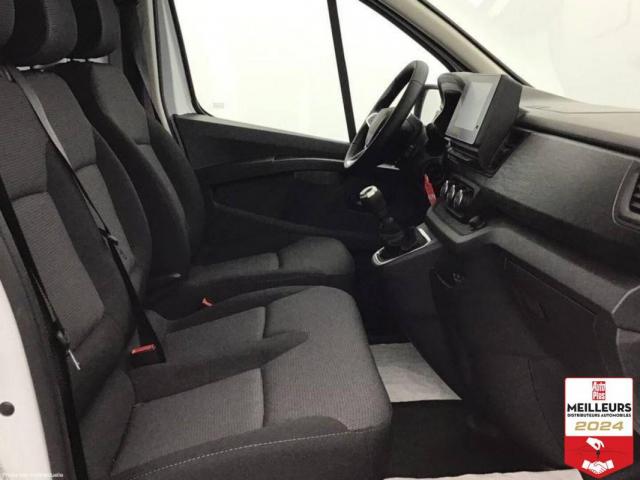 Renault Trafic image 1