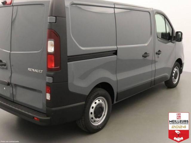Renault Trafic image 2