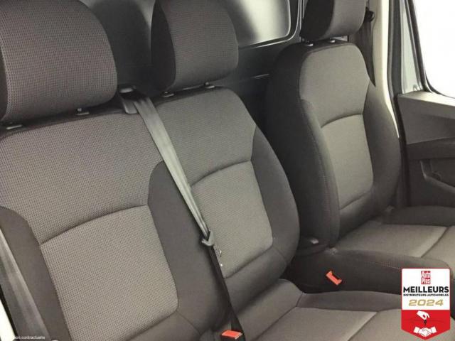 Renault Trafic image 1
