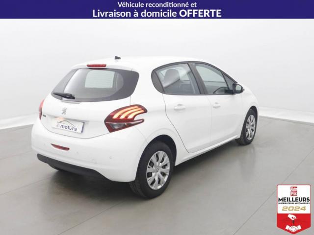 Peugeot 208 image 9