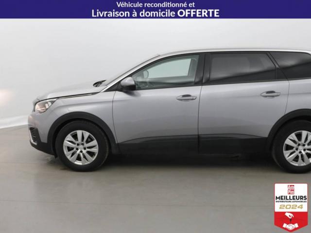 Peugeot 5008 image 1