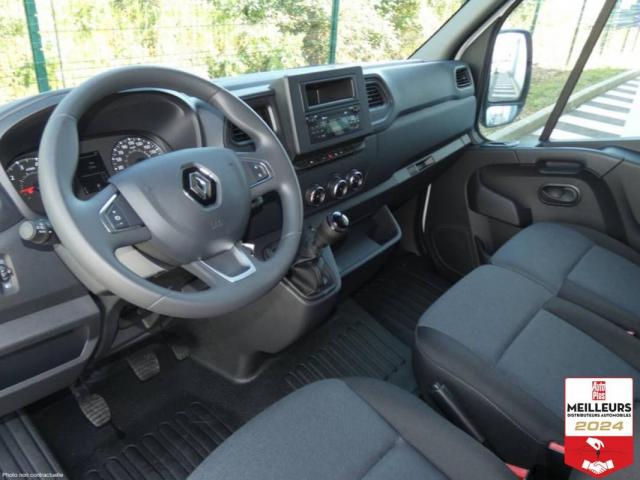 Renault Master image 9