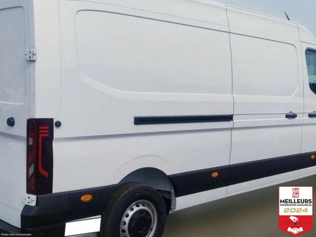 Renault Master image 1