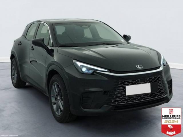 Lexus Lbx image 9