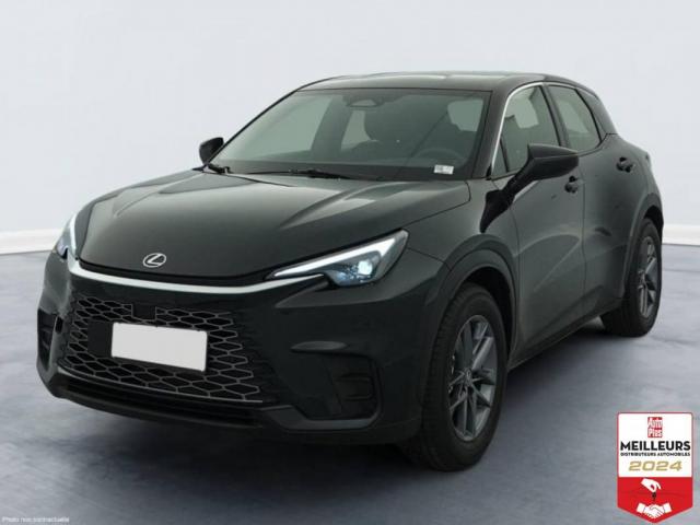 Lexus Lbx image 8