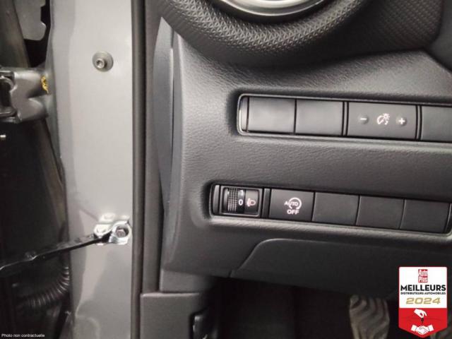 Nissan Juke image 5