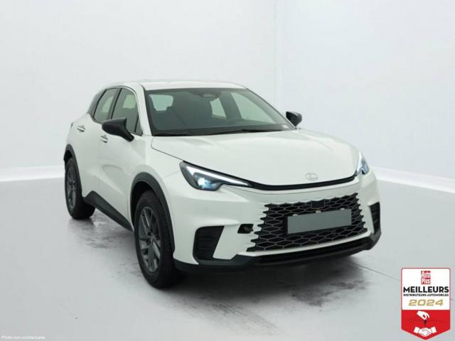 Lexus Lbx image 4