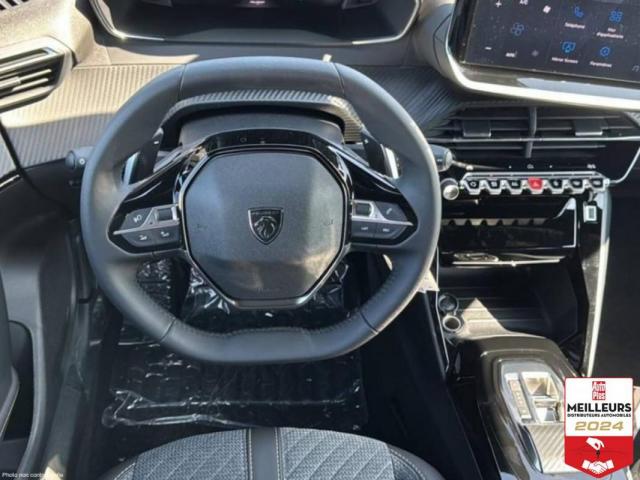 Peugeot 2008 image 8