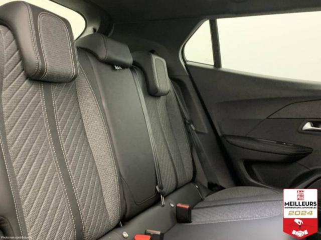 Peugeot 2008 image 1
