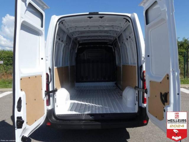 Renault Master image 3