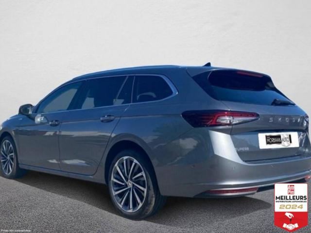 Skoda Superb image 2