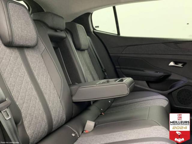 Peugeot 408 image 6