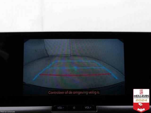 Toyota C-Hr image 3