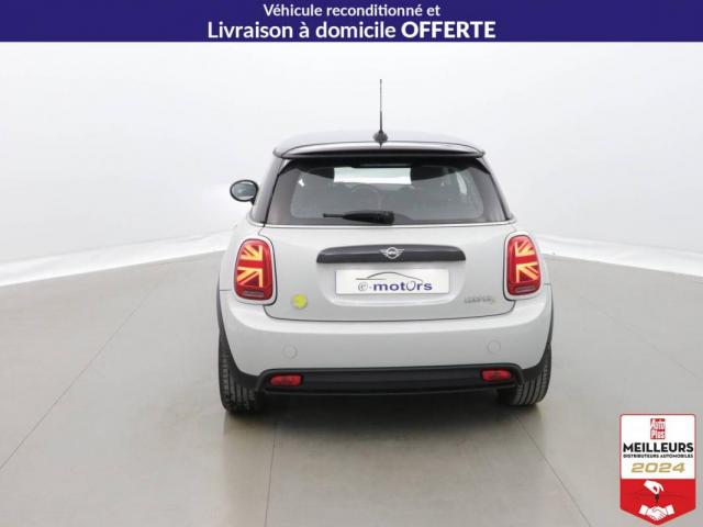 Mini Hatch image 9