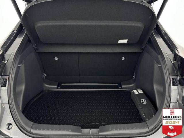 Toyota C-Hr image 8