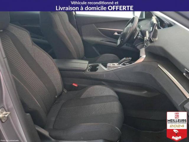 Peugeot 3008 image 2