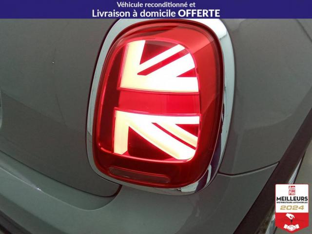 Mini Hatch image 1