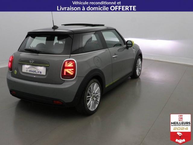 Mini Hatch image 8