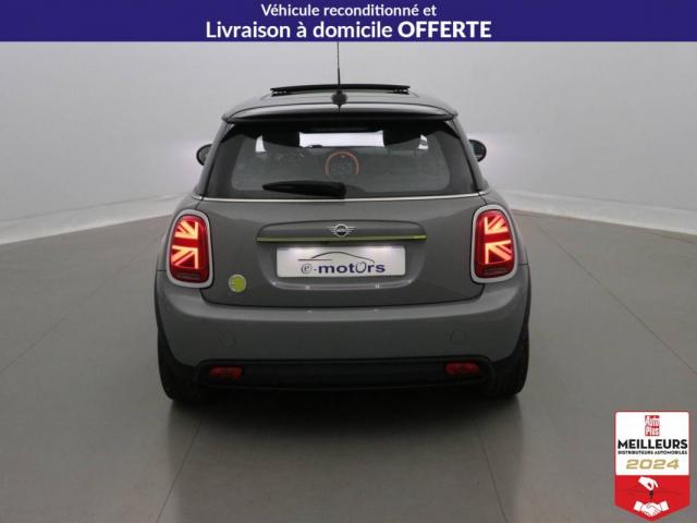 Mini Hatch image 6