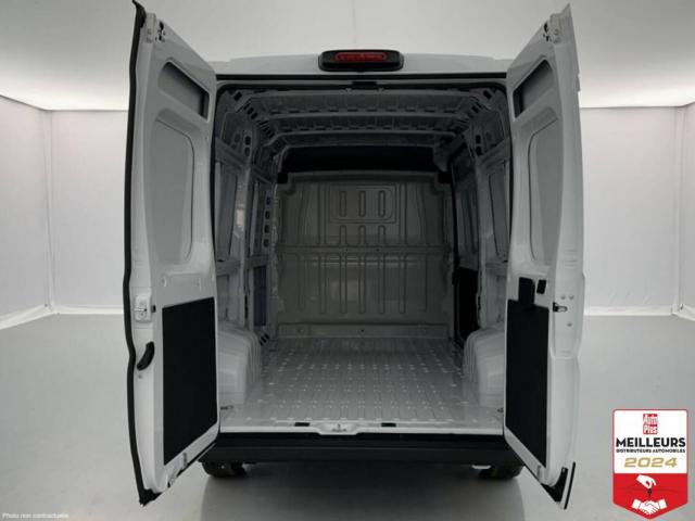 Peugeot Boxer image 3
