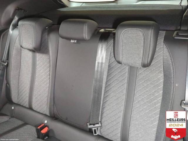 Peugeot 2008 image 7