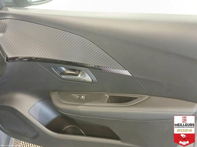 Peugeot 208 image 7