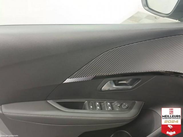 Peugeot 208 image 2