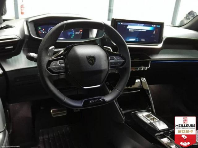Peugeot 2008 image 3