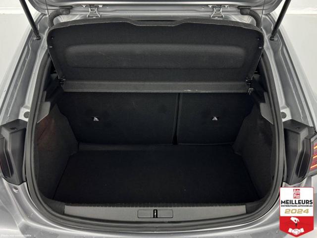 Peugeot 208 image 9