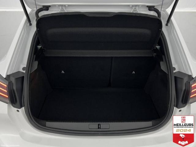 Peugeot 208 image 3