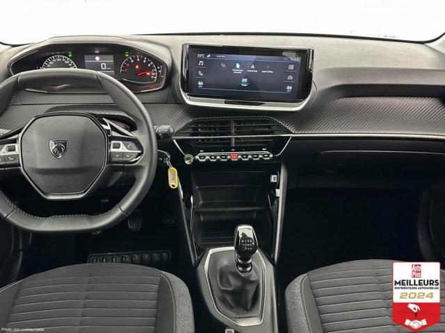 Peugeot 208 image 4